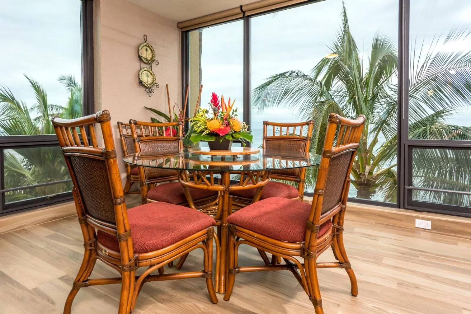 Spacious 4-Bedroom Mahana Collection - Multi Unit Listing - Same Building - Ocean Front - 2 Free Rental Cars Mah-301 Mah-419 Kaanapali Apartment