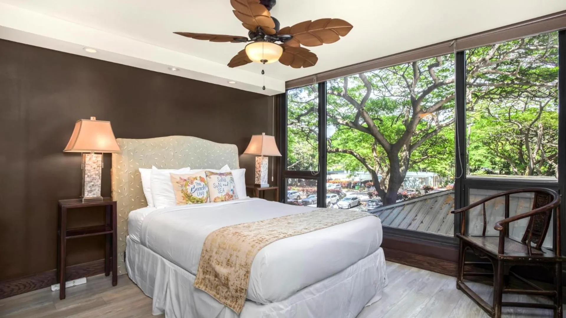 Spacious 4-Bedroom Mahana Collection - Multi Unit Listing - Same Building - Ocean Front - 2 Free Rental Cars Mah-301 Mah-419 Kaanapali 0*,