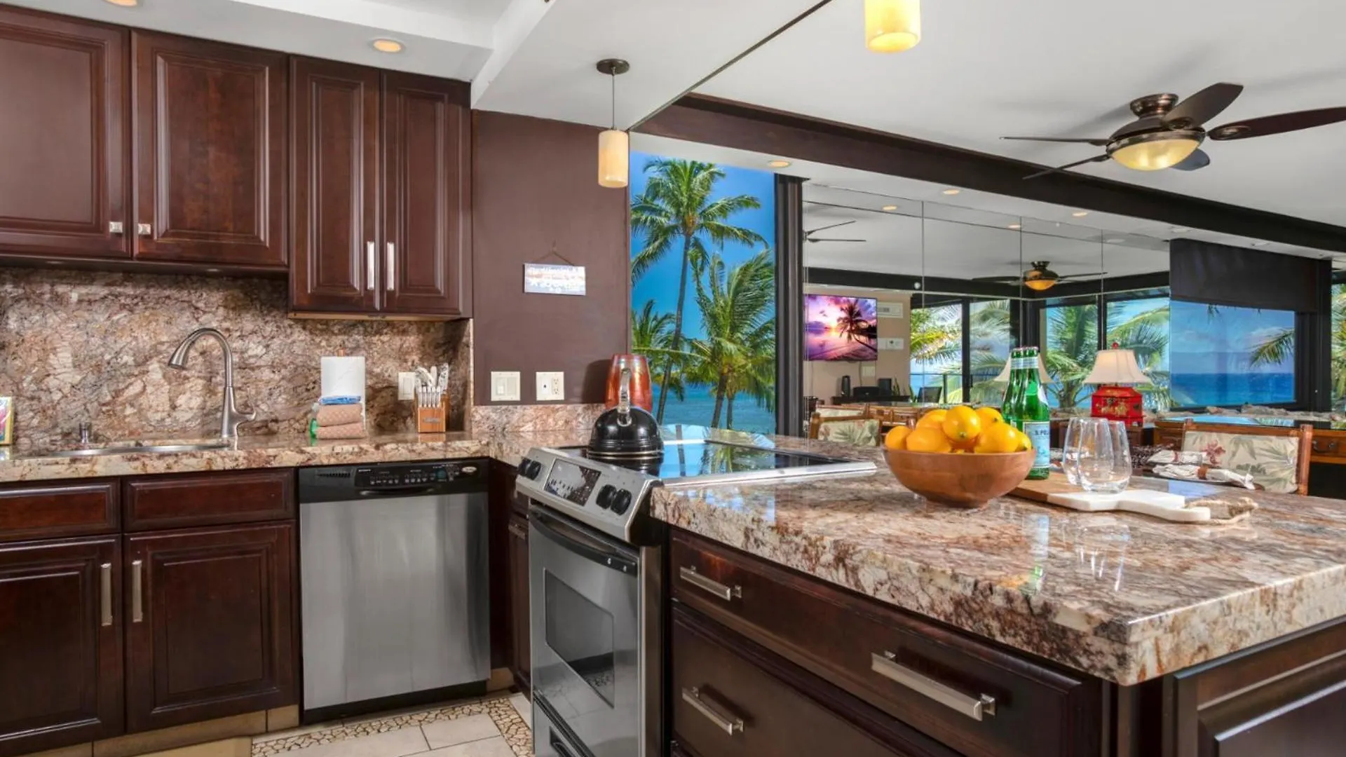 Spacious 4-Bedroom Mahana Collection - Multi Unit Listing - Same Building - Ocean Front - 2 Free Rental Cars Mah-301 Mah-419 Kaanapali Apartment